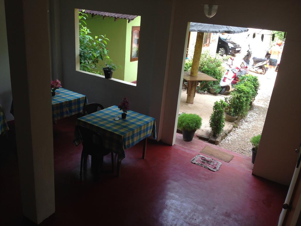 米瑞莎太阳海旅馆酒店 外观 照片